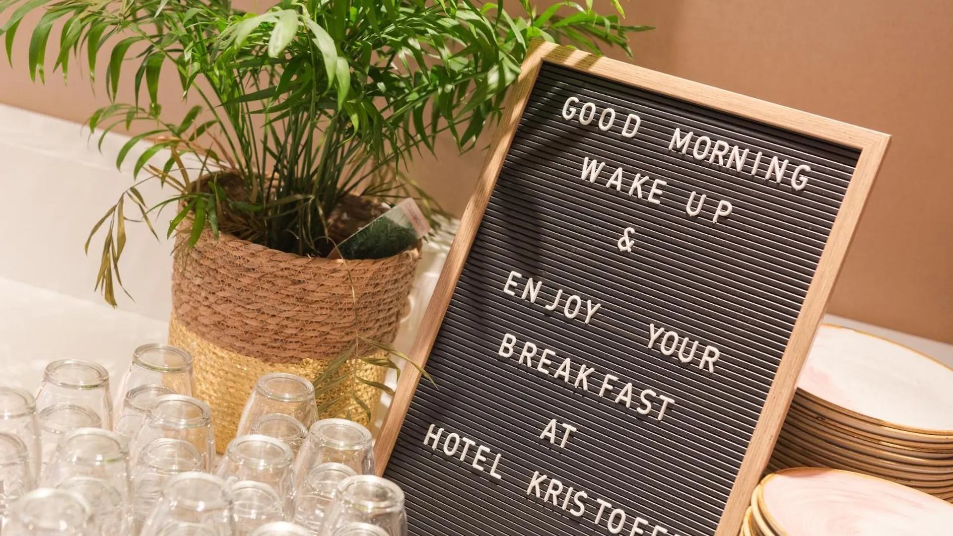 Hotel Kristoffel - Ontbijt Inbegrepen Middelkerke